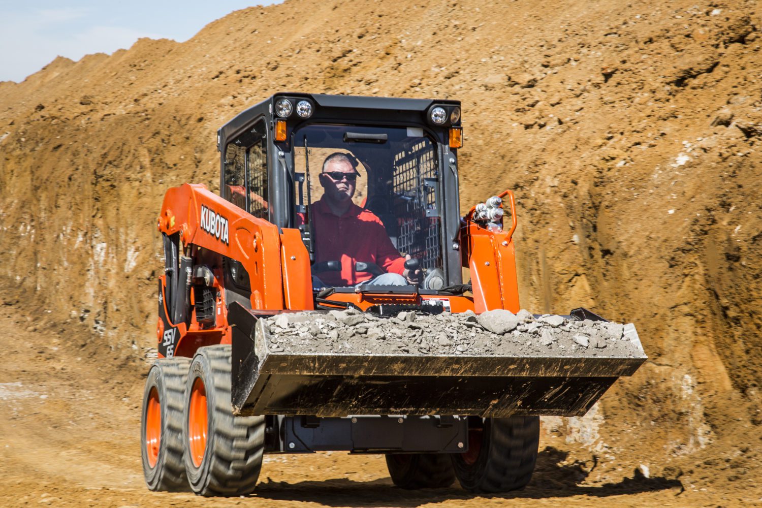 Kubota SSV75