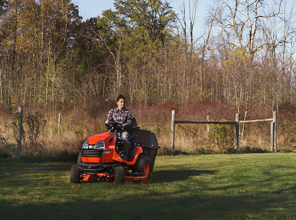 Kubota T90 1