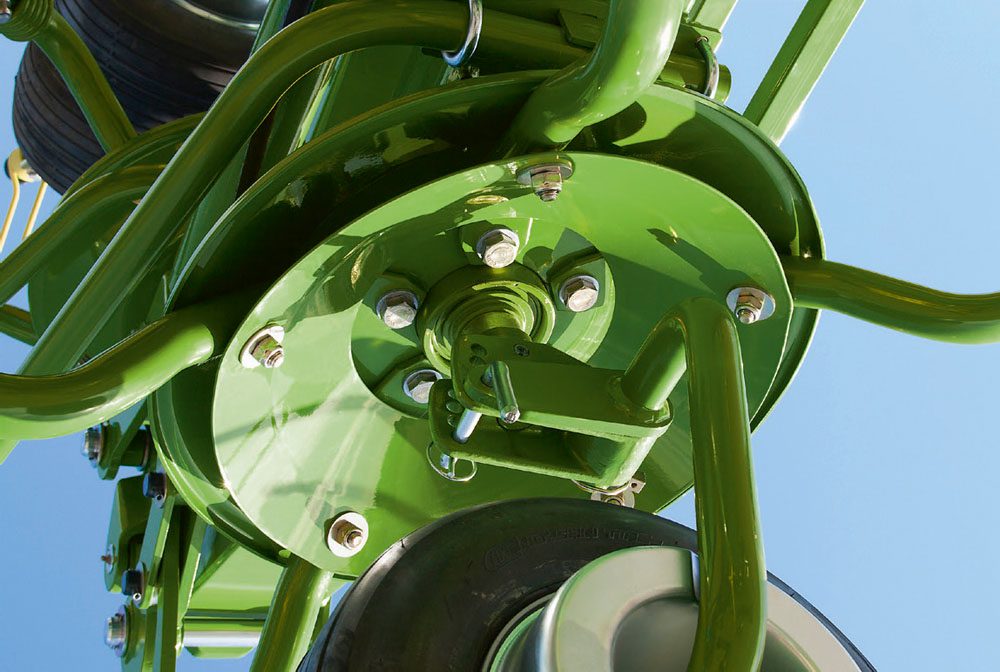 KW-T- Trailed Rotary Tedders 6