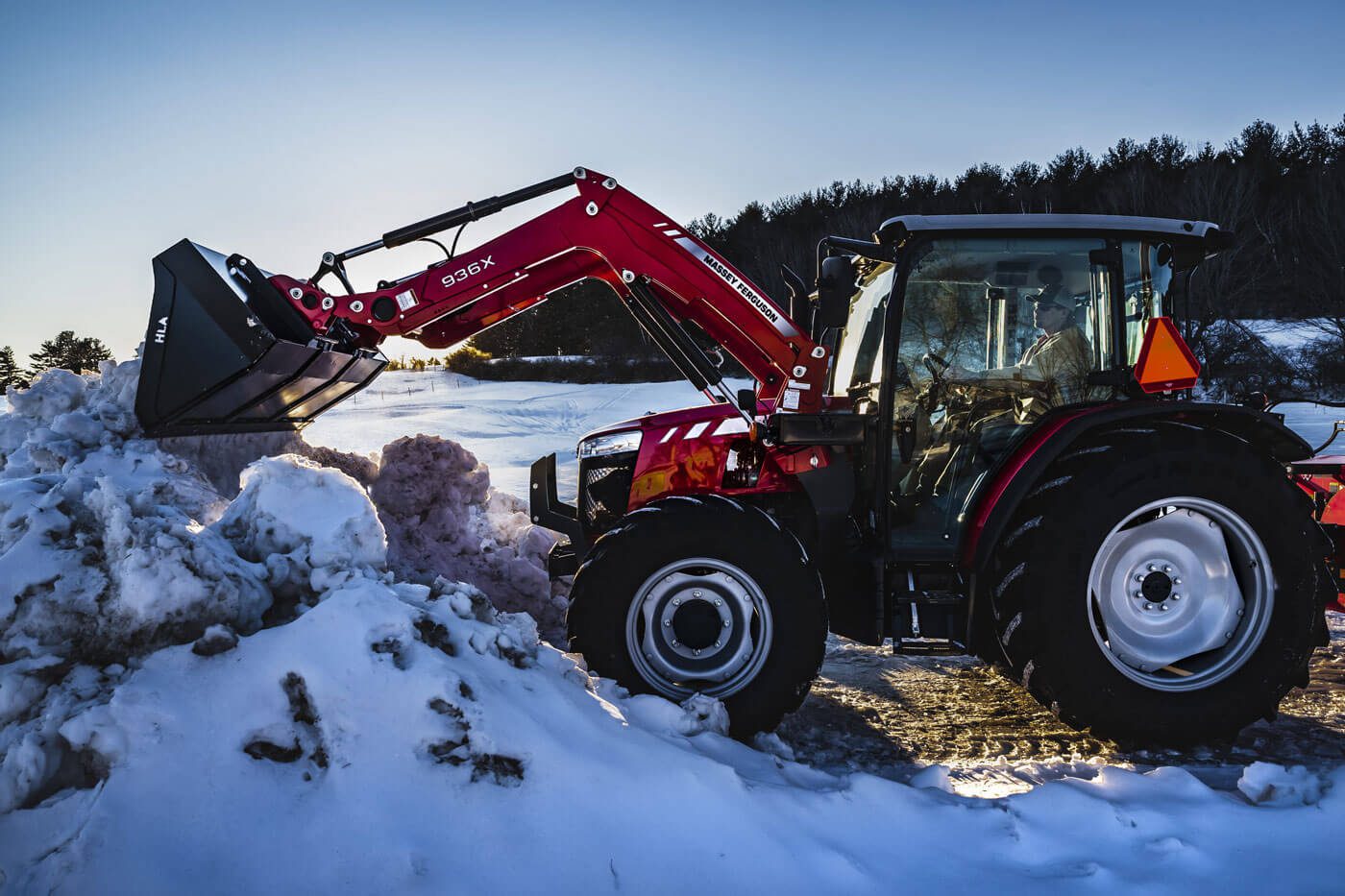 MASSEY FERGUSON 4700 5