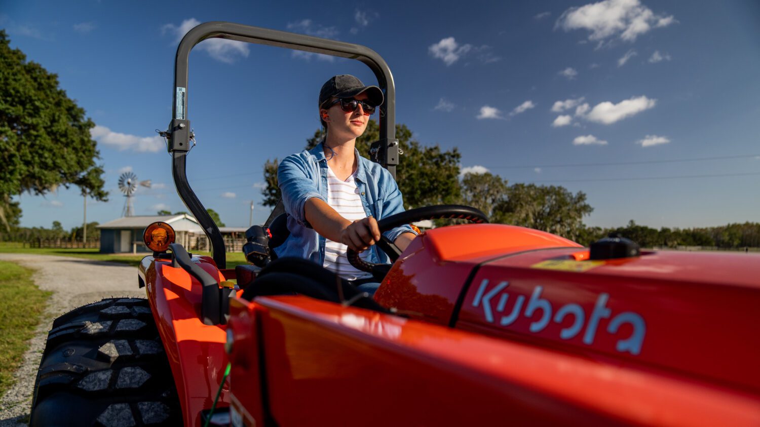 Kubota L02 Series 3