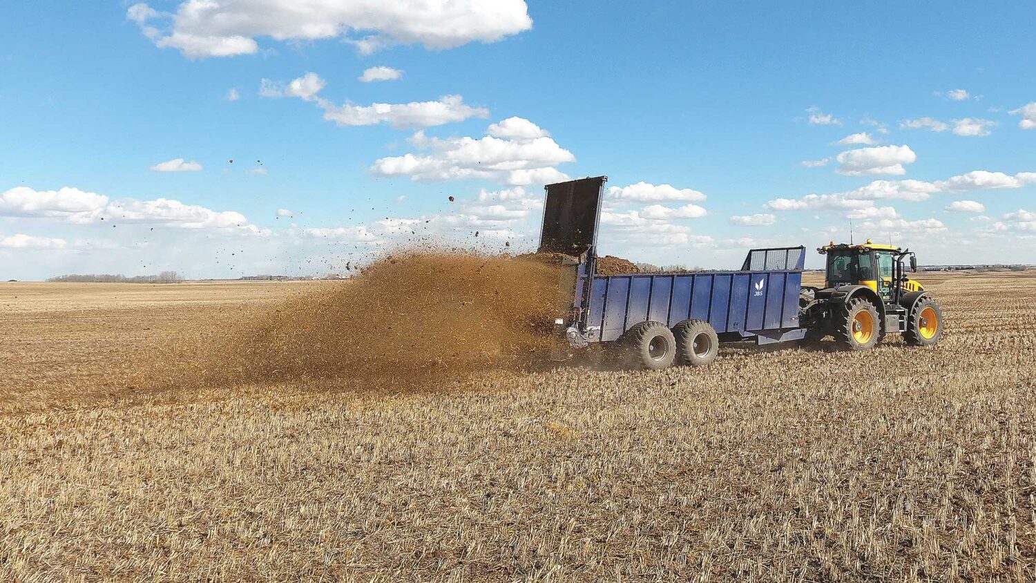 E-SERIES™ MANURE SPREADER 2